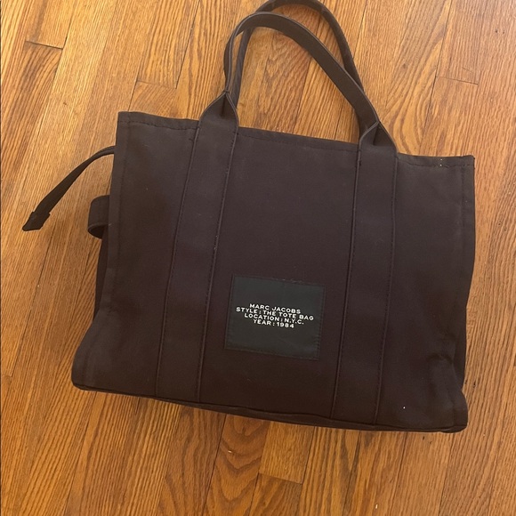 Marc Jacobs Black Canvas Tote Bag - Picture 2 of 12